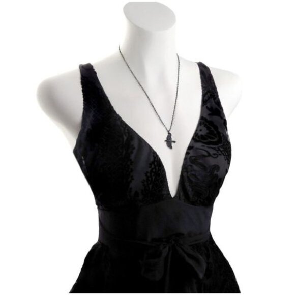 Ravenine Pendant – Alchemy Gothic Raven Skull ✦ Black Rose ✦ Pewter Charm ✦ NWT - Picture 3 of 4